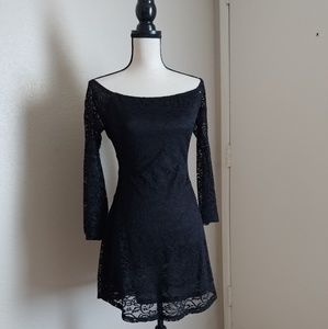 Off shoulder dress NWT